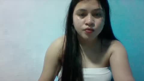 Snapshot of misskitty2xxx chatting on 03/04/25, 12:29 Merry online show from 03/04/25, 12:29