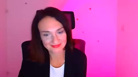 Christina online show from 10/02/25, 01:40