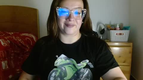 eva   online show from 03/11/25, 01:48