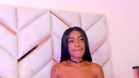 lyly  independient model online show from 04/08/26, 05:57