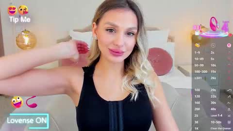 Snapshot of misslou_ chatting on 01/19/26, 06:17 Lou online show from 01/19/26, 06:17