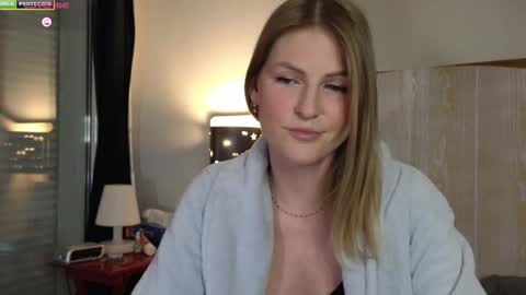 Misslucci online show from 03/07/25, 04:22