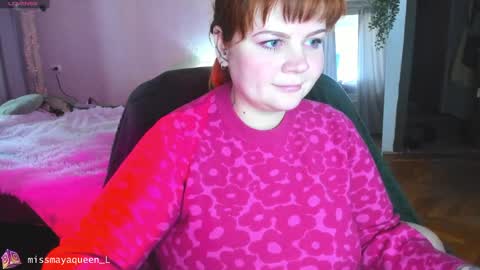 Snapshot of missmayaqueen chatting on 06/08/26, 12:27 Maya online show from 06/08/26, 12:27