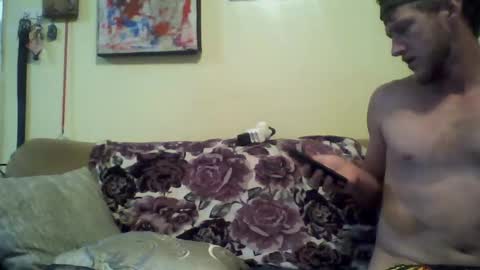 Snapshot of missmeandre chatting on 02/14/25, 04:15 4bdn couple online show from 02/14/25, 04:15