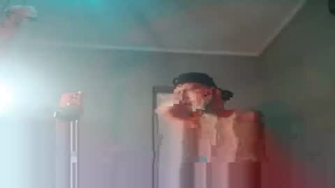 Snapshot of missmeandre chatting on 12/04/25, 11:24 4bdn couple online show from 12/04/25, 11:24