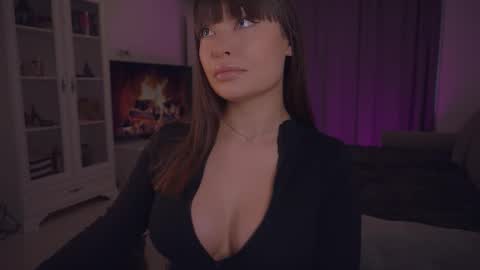 LUXXANDRA online show from 02/01/26, 06:23