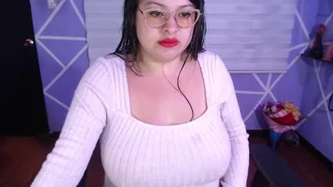 Miia online show from 01/16/26, 02:54