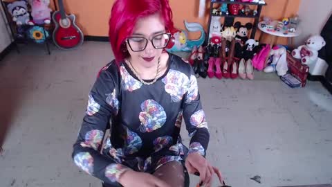 Miss Mia online show from 02/01/25, 04:54