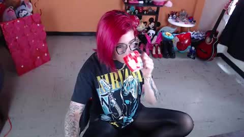 Miss Mia online show from 03/05/25, 04:24