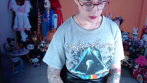 Miss Mia online show from 05/18/26, 10:48