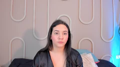 Snapshot of missmiaa_ chatting on 06/22/26, 12:02 Mia online show from 06/22/26, 12:02