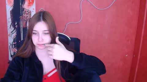 Mia online show from 01/14/26, 12:22