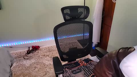 Mina online show from 12/22/24, 04:17