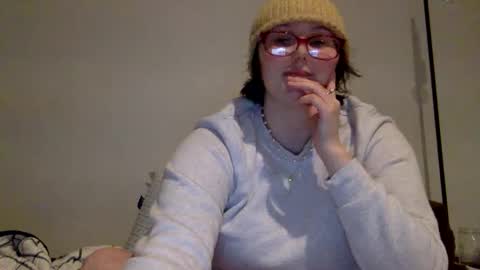 missmistressmal online show from 12/13/25, 10:04