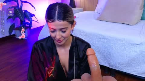 Snapshot of missmonaco chatting on 12/27/24, 03:09 Emma Rivera online show from 12/27/24, 03:09