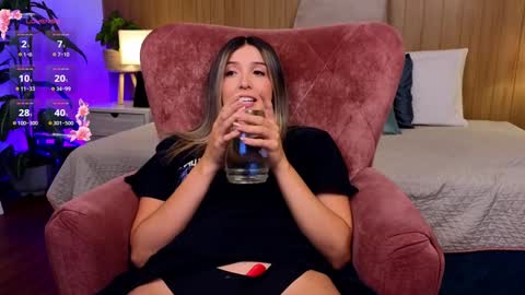 Snapshot of missmonaco chatting on 01/08/25, 11:09 Emma Rivera online show from 01/08/25, 11:09