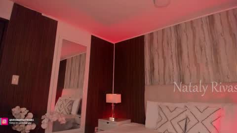 Snapshot of missnataly_ chatting on 10/24/25, 09:55 Nataly Rivas online show from 10/24/25, 09:55