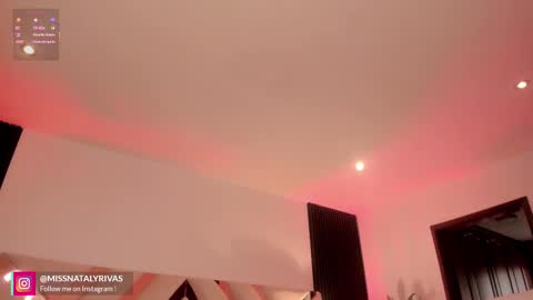 Snapshot of missnataly_ chatting on 11/20/25, 01:11 Nataly Rivas online show from 11/20/25, 01:11