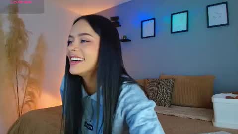 Snapshot of missnataly_ chatting on 06/27/26, 02:01 Nataly Rivas online show from 06/27/26, 02:01