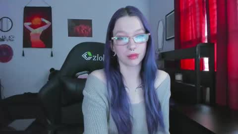Snapshot of missnikkivill chatting on 02/19/26, 03:52 Mistress Nikki Vill online show from 02/19/26, 03:52
