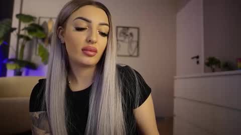 Snapshot of missobsidian chatting on 02/02/26, 08:51 Miss Obsidian online show from 02/02/26, 08:51