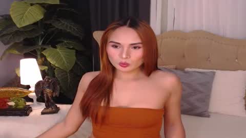 missoliviaontop online show from 04/15/26, 06:15