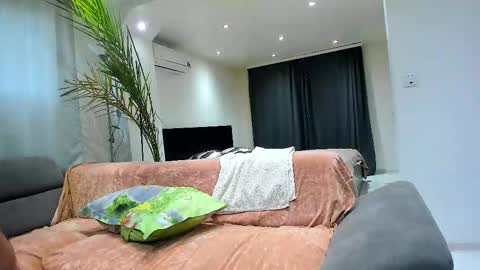 Jennifer  Johnny online show from 02/15/26, 10:58