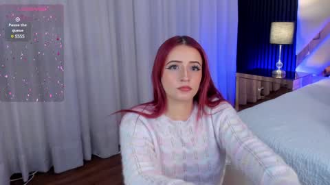 Snapshot of misspaulina__ chatting on 12/22/24, 12:17 Pau Giraldo online show from 12/22/24, 12:17