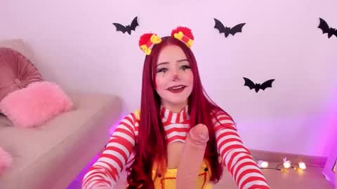 Snapshot of misspaulina__ chatting on 10/14/25, 09:48 Pau Giraldo online show from 10/14/25, 09:48