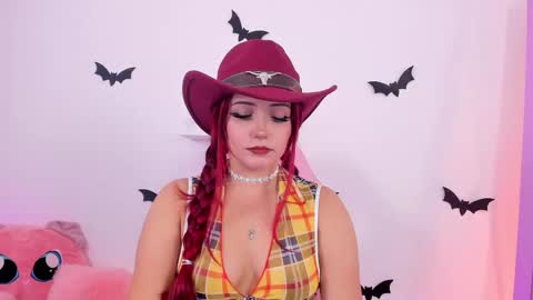 Snapshot of misspaulina__ chatting on 10/16/25, 10:00 Pau Giraldo online show from 10/16/25, 10:00