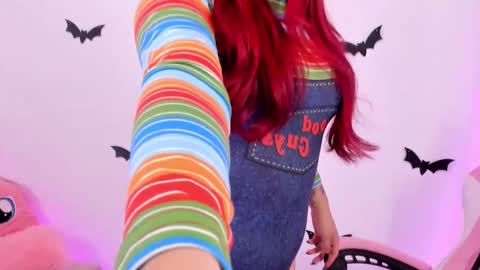 Snapshot of misspaulina__ chatting on 10/20/25, 11:27 Pau Giraldo online show from 10/20/25, 11:27