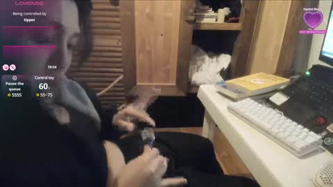 sarah online show from 01/12/25, 05:45