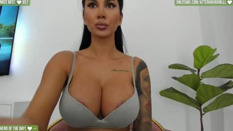 Renata online show from 03/23/26, 08:13