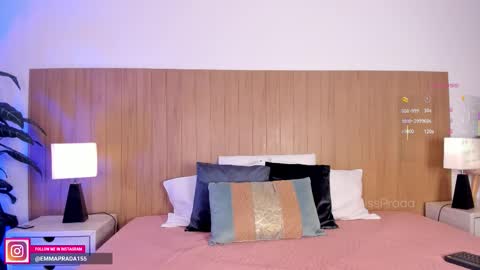 Snapshot of missprada chatting on 10/24/25, 12:01 Emma Prada online show from 10/24/25, 12:01