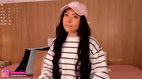 Snapshot of missprada chatting on 11/12/25, 12:05 Emma Prada online show from 11/12/25, 12:05