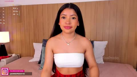 Snapshot of missprada chatting on 11/25/25, 01:22 Emma Prada online show from 11/25/25, 01:22