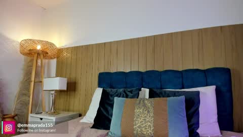 Emma Prada online show from 04/07/26, 11:43