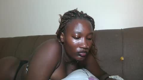 pretty gal online show from 11/10/25, 05:28