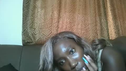 Snapshot of missprettygal chatting on 02/16/26, 06:09 pretty gal online show from 02/16/26, 06:09