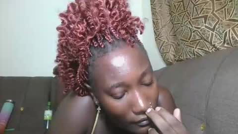 Snapshot of missprettygal chatting on 02/27/26, 06:52 pretty gal online show from 02/27/26, 06:52