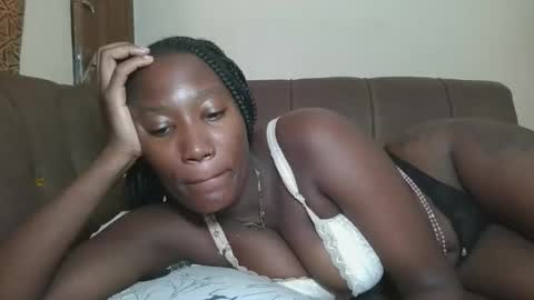 Snapshot of missprettygal chatting on 06/09/26, 08:48 pretty gal online show from 06/09/26, 08:48