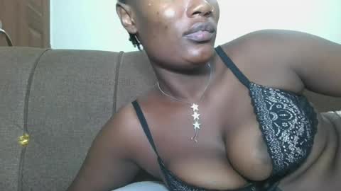 Snapshot of missprettygal chatting on 06/23/26, 10:19 pretty gal online show from 06/23/26, 10:19