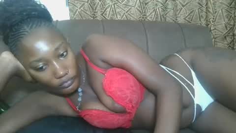 Snapshot of missprettygal chatting on 07/27/26, 09:33 pretty gal online show from 07/27/26, 09:33