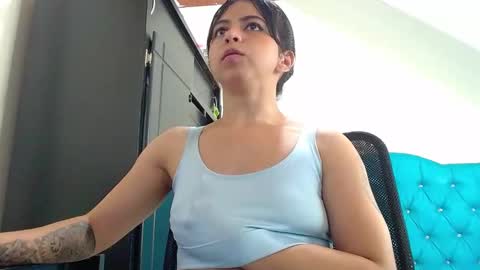 Snapshot of misspurple4 chatting on 02/19/25, 11:57 kassandra online show from 02/19/25, 11:57