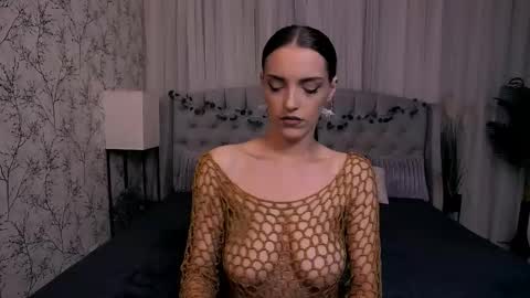 Emily online show from 09/09/25, 10:20