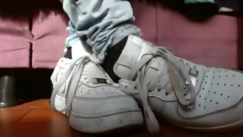 Snapshot of misssam28 chatting on 02/06/25, 01:32 TELL ME MISS online show from 02/06/25, 01:32