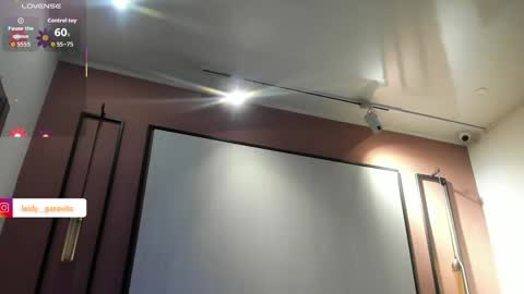 victoria  online show from 04/02/26, 08:06