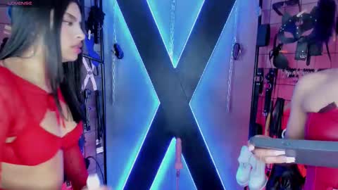 Snapshot of missscarlet_bella_bdsm chatting on 02/15/26, 03:14 MissScarlet bella bdsm online show from 02/15/26, 03:14