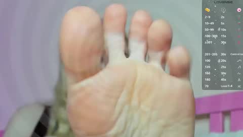 Snapshot of missslola chatting on 02/11/25, 04:46 Misss Lola Angel online show from 02/11/25, 04:46