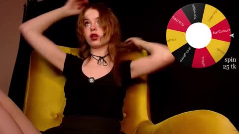 Snapshot of missslola chatting on 12/14/25, 01:49 Misss Lola Angel online show from 12/14/25, 01:49